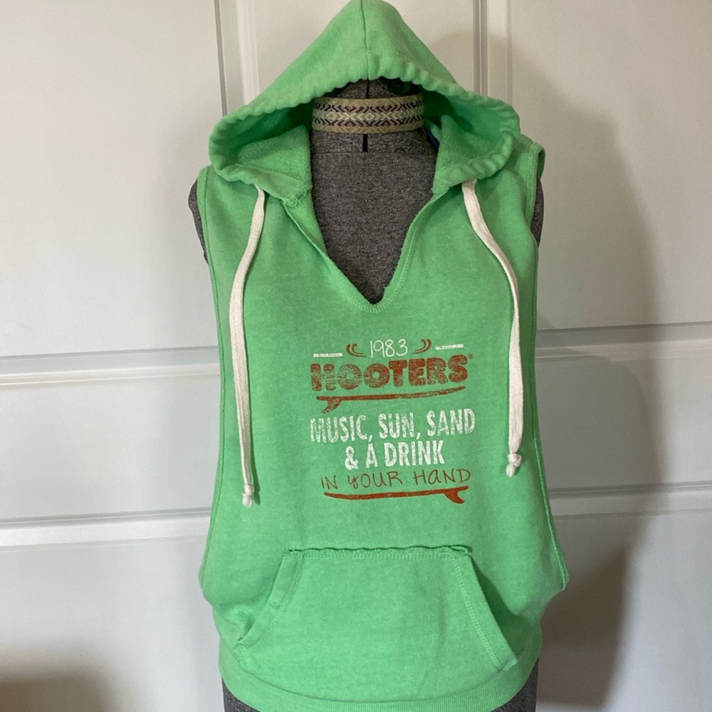 Hooters Vintage Hoodie Sz M/L